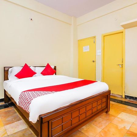 Hotel O Sai Residency Near Sr Nagar Metro Station Hyderabad Exterior foto